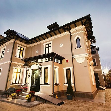 Prestige Hotel Iasi Exterior photo